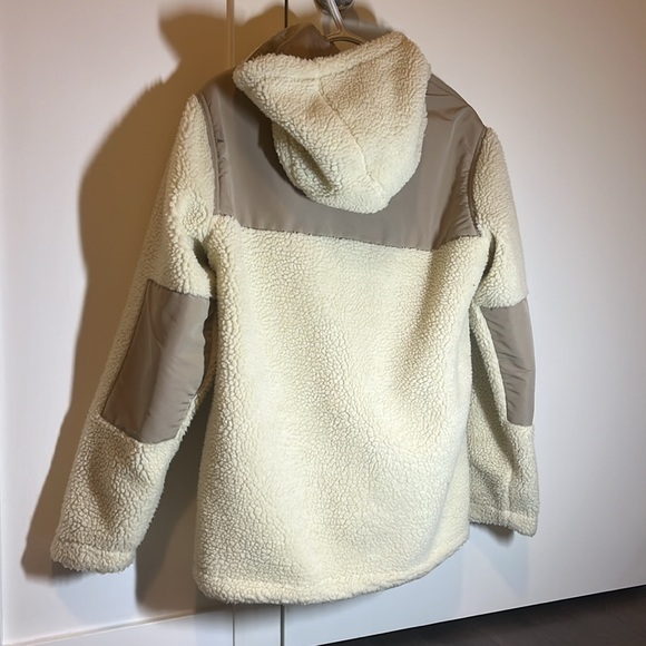 H&M Teddy Bear Jacket - Picture 2 of 5